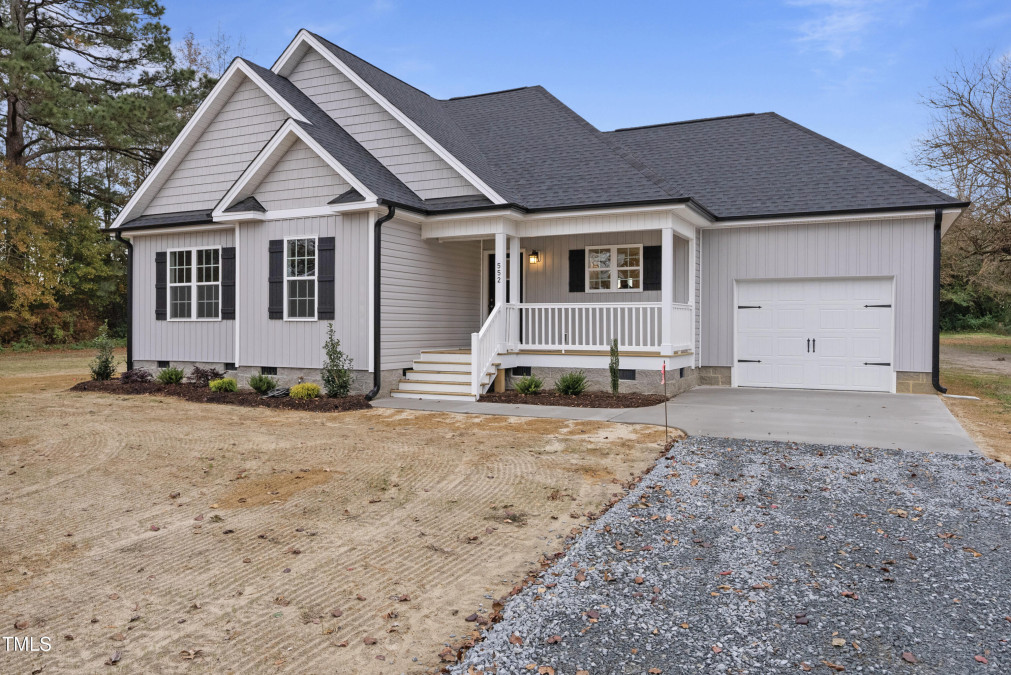 552 Rowan Rd Clinton, NC 28328