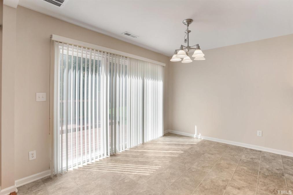 2043 Groundwater Pl Raleigh, NC 27610
