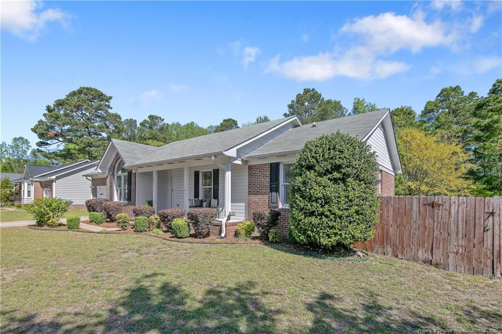 221 Overton Rd Raeford, NC 28376