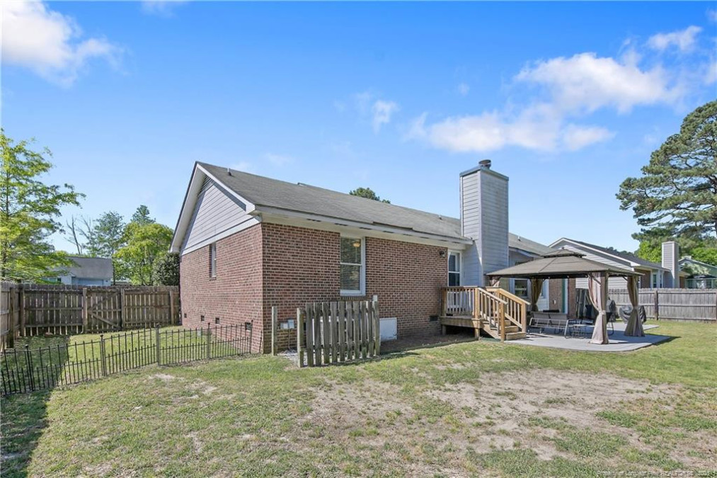 221 Overton Rd Raeford, NC 28376