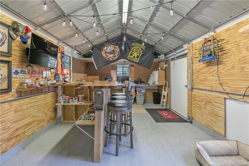 221 Overton Rd Raeford, NC 28376