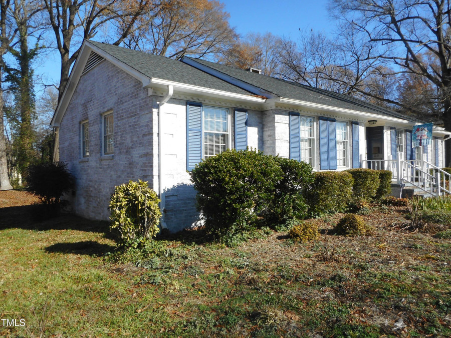 1911 Woodland Ave, Burlington, NC 27215 Raleigh Realty