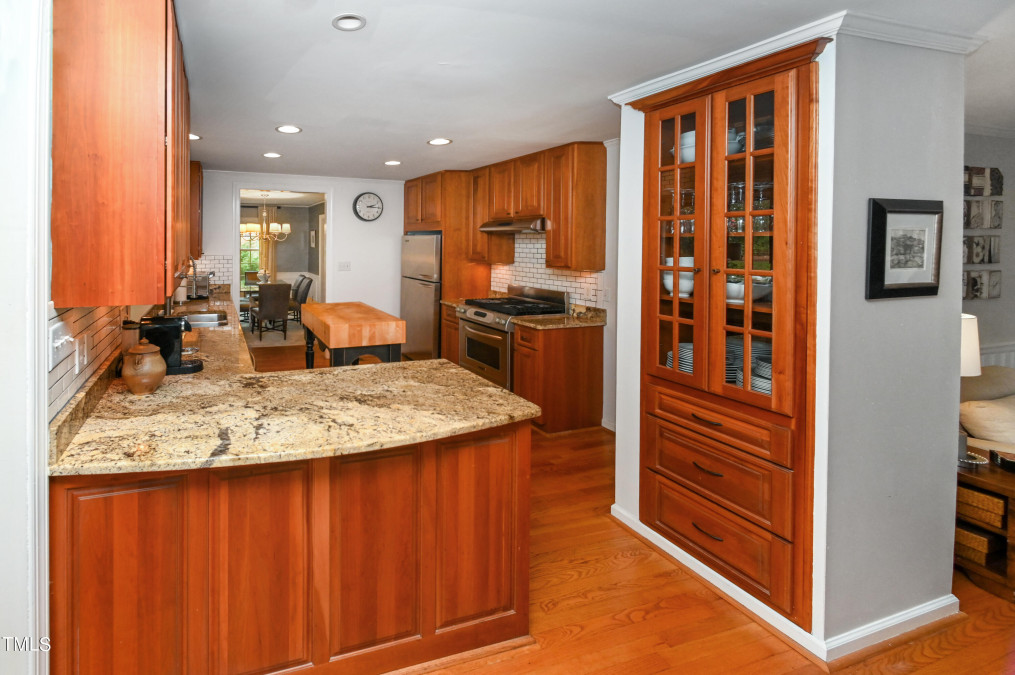 5313 Alpine Dr, Raleigh, NC 27609 Raleigh Realty