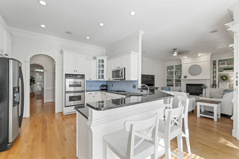 3913 Falls River Raleigh, NC 27614