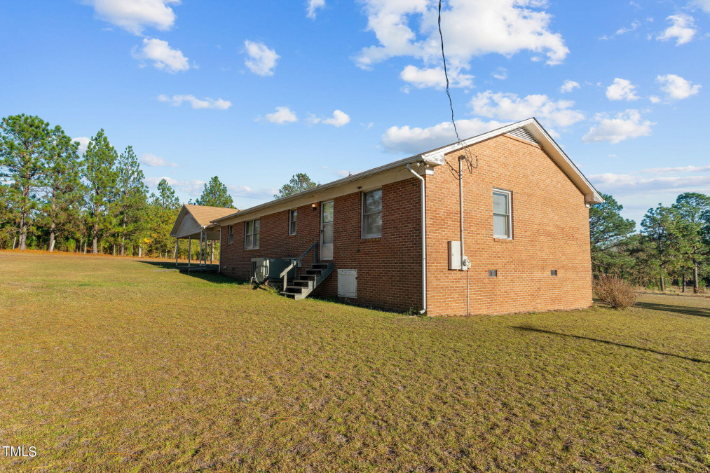 219 W A Wilson Ln Cameron, NC 28326