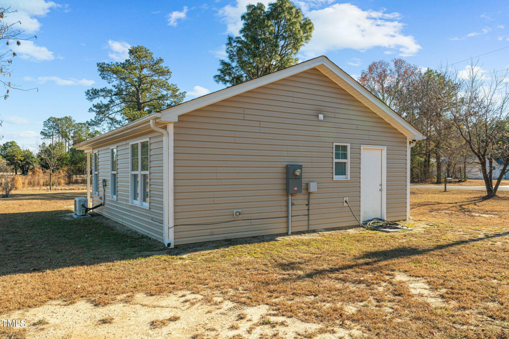 503 Wright Rd Vass, NC 28394