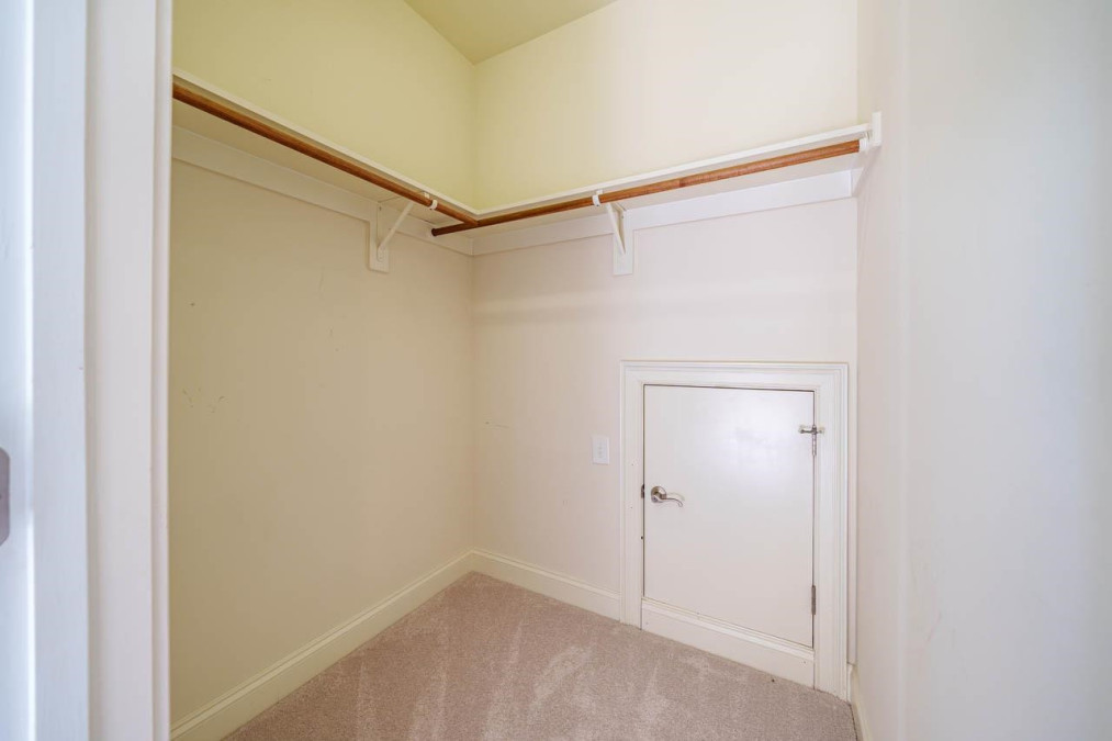 213 Turtleback Crossing Dr Chapel Hill, NC 27516