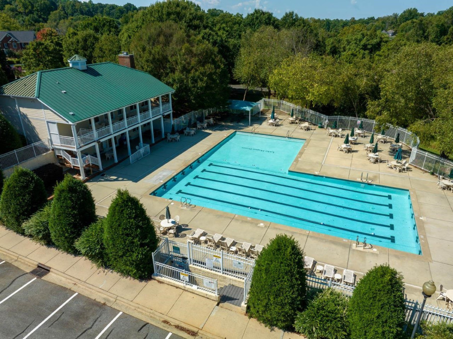 213 Turtleback Crossing Dr Chapel Hill, NC 27516