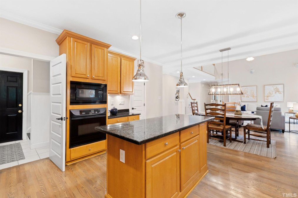 112 Pahlmeyer Pl Cary, NC 27519