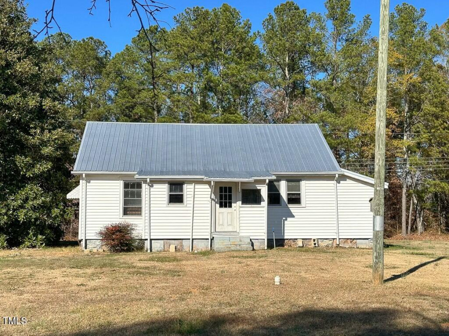 1582 Us Highway 158 Macon, NC 27551