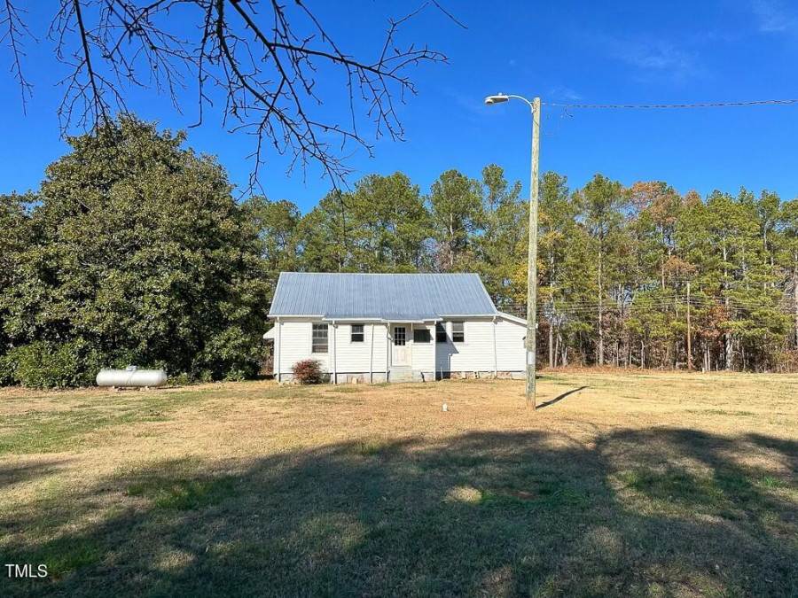 1582 Us Highway 158 Macon, NC 27551