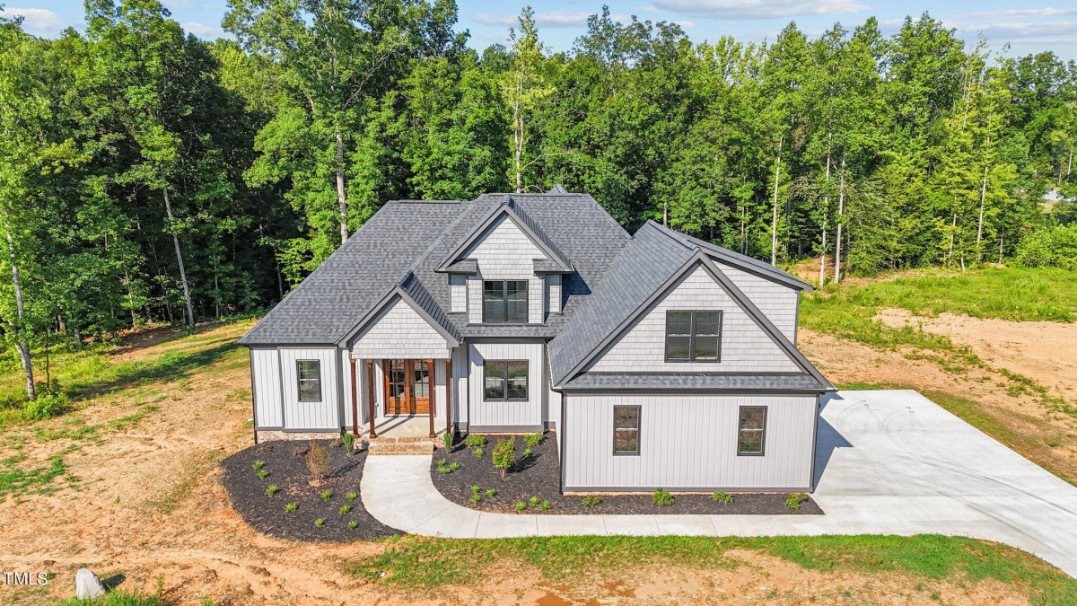 4268 Jacks Creek Trl Burlington, NC 27215