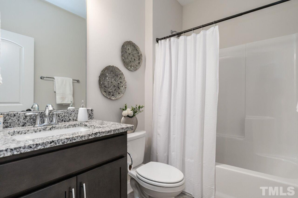 42 Clearbrook Ct Angier, NC 27501