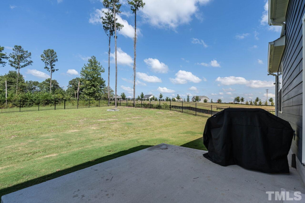 42 Clearbrook Ct Angier, NC 27501