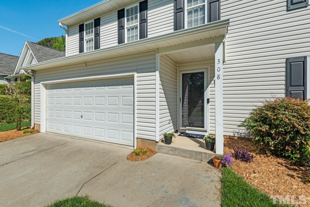 308 Saranac Ridge Dr, Holly Springs, NC 27540 Raleigh Realty