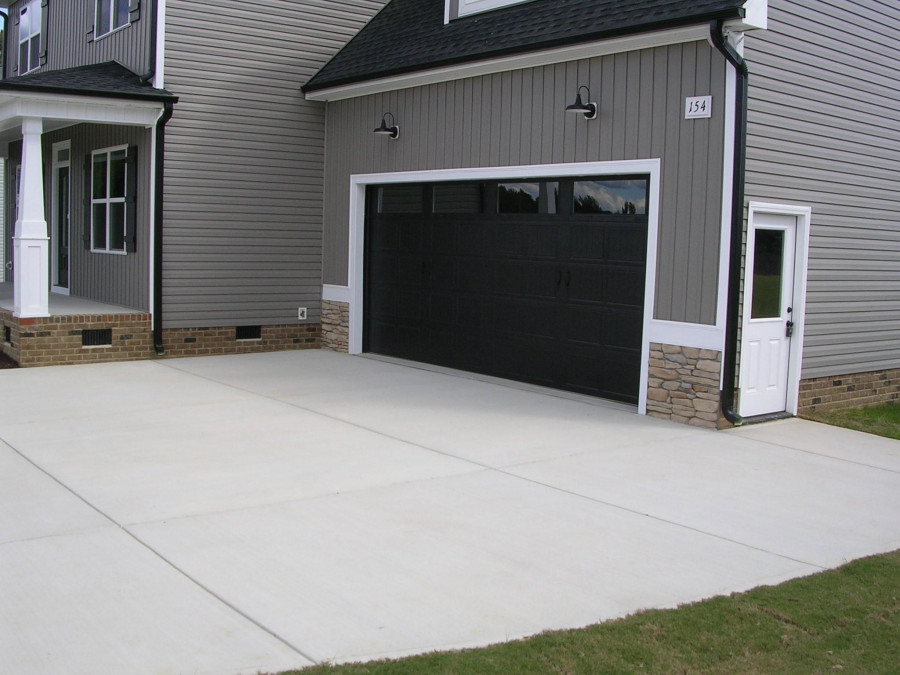 154 Hampshire Ct Four Oaks, NC 27524