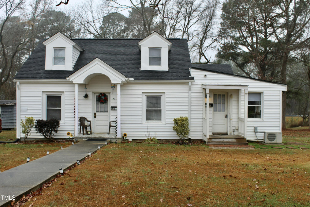 563 A - B Main St Franklinton, NC 27525