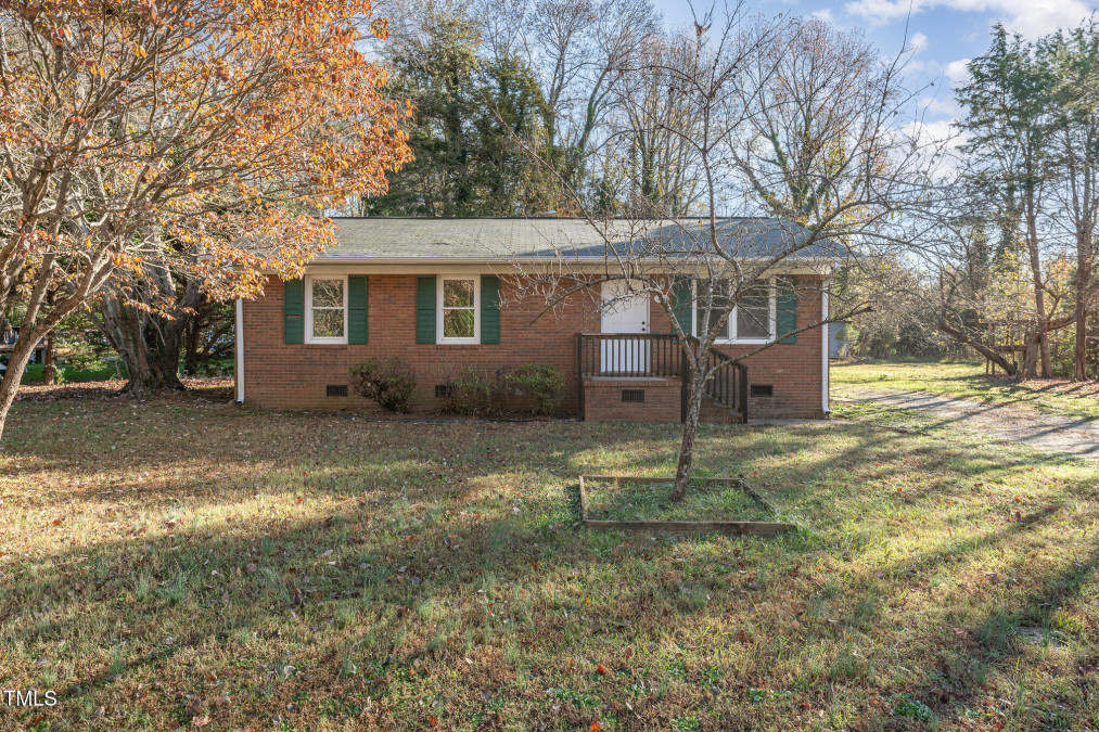 422 Smith Dr Mebane, NC 27302