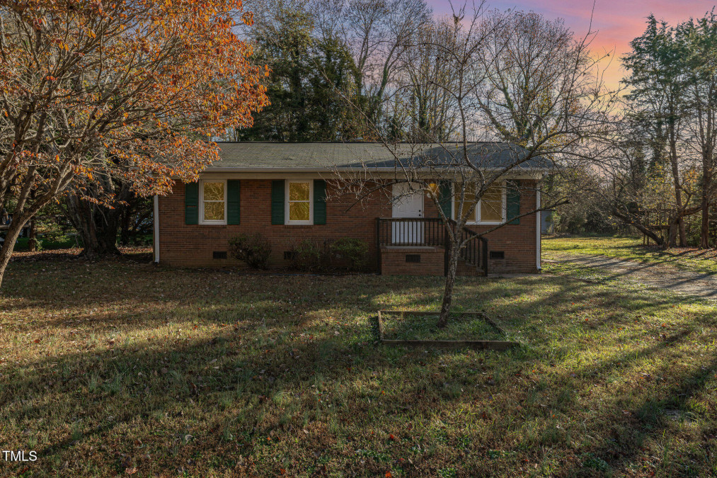 422 Smith Dr Mebane, NC 27302