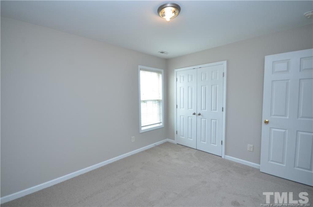 2037 Gray Goose Loop Fayetteville, NC 28306