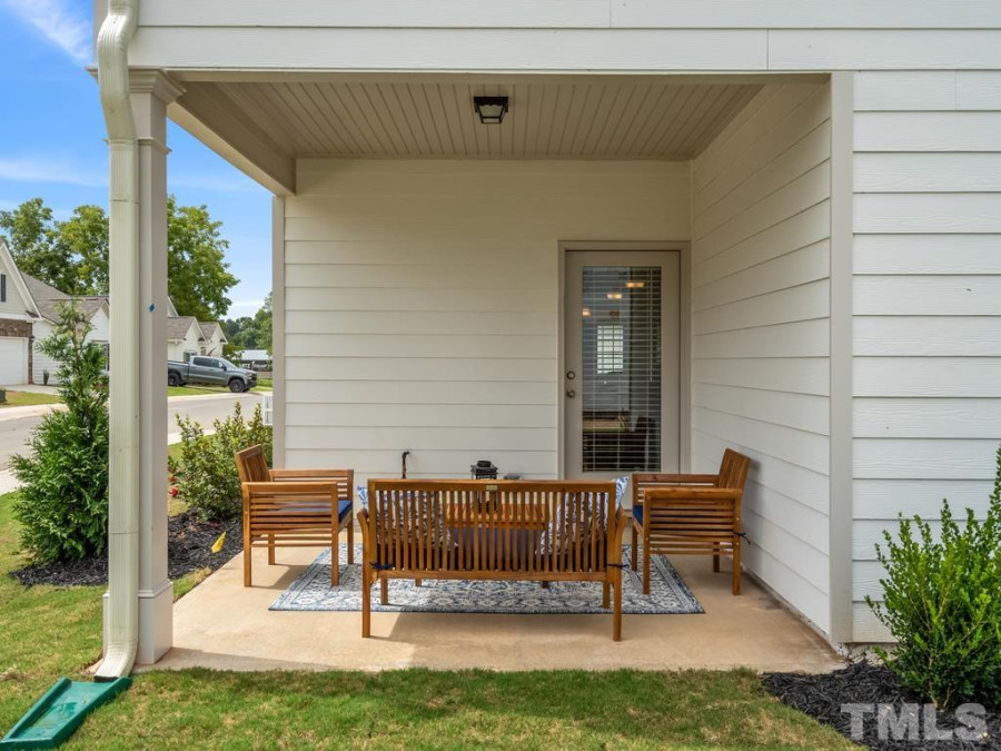 529 Barbour Farm Ln Four Oaks, NC 27524