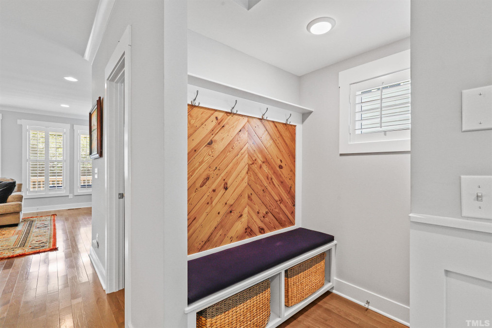2321 Hinton St Raleigh, NC 27612