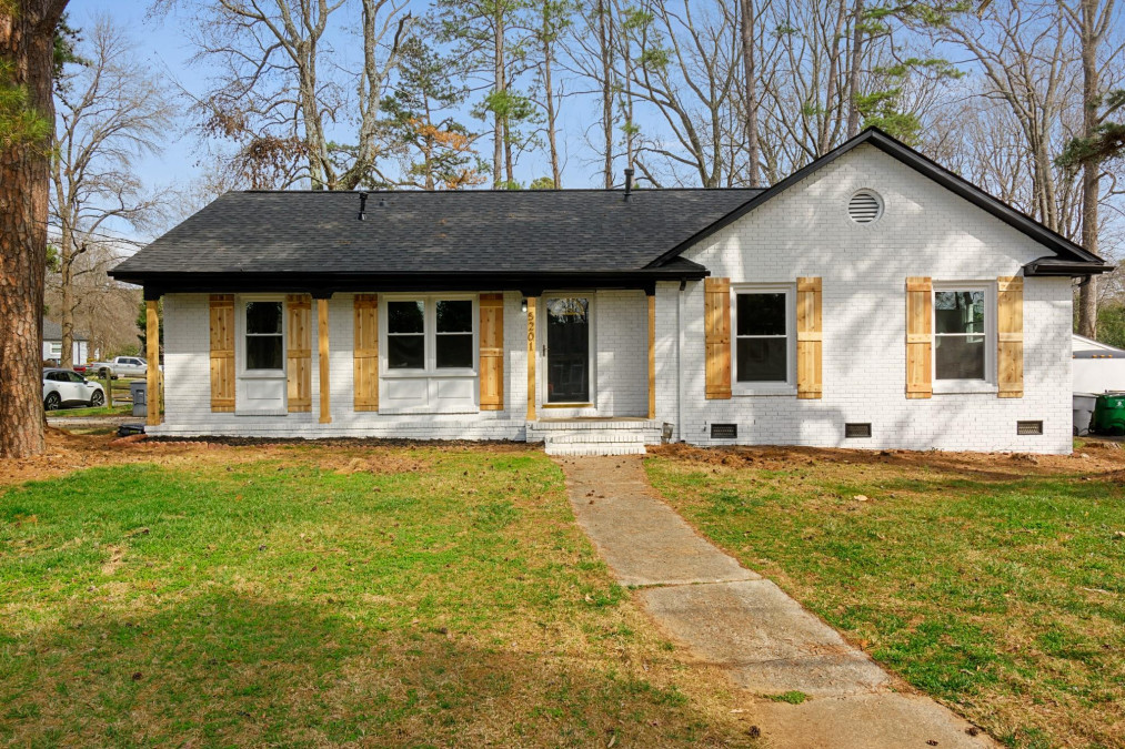 5201 Amity Pl, Charlotte, NC 28212 MLS 4003321