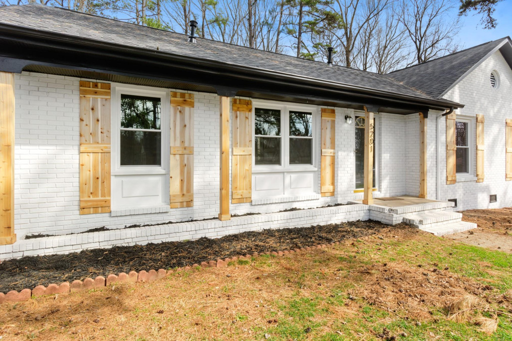 5201 Amity Pl, Charlotte, NC 28212 MLS 4003321