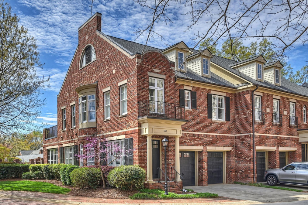 6716 Louisburg Square Ln, Charlotte, NC 28210 MLS 4008565