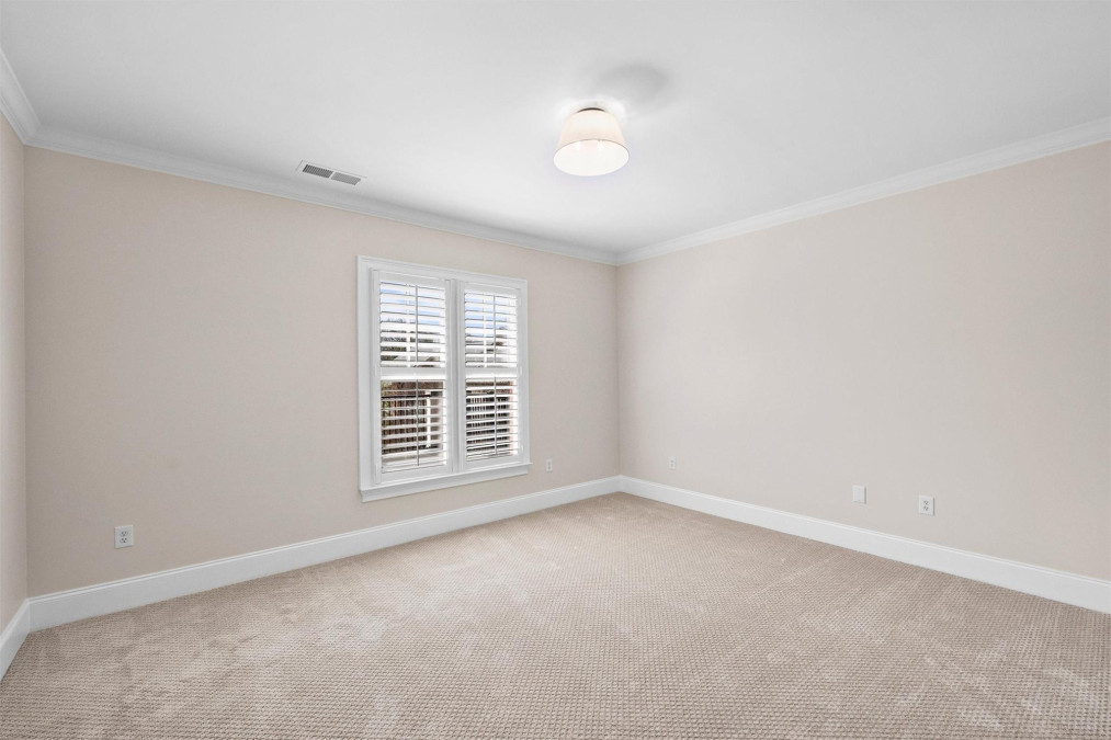 6716 Louisburg Square Ln, Charlotte, NC 28210 MLS 4008565