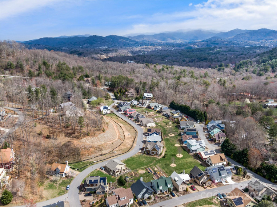 31 Verde Dr Asheville, NC 28806