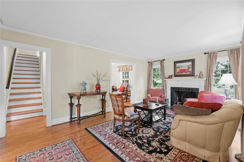 1631 Biltmore Dr, Charlotte, NC 28207 MLS 4009657