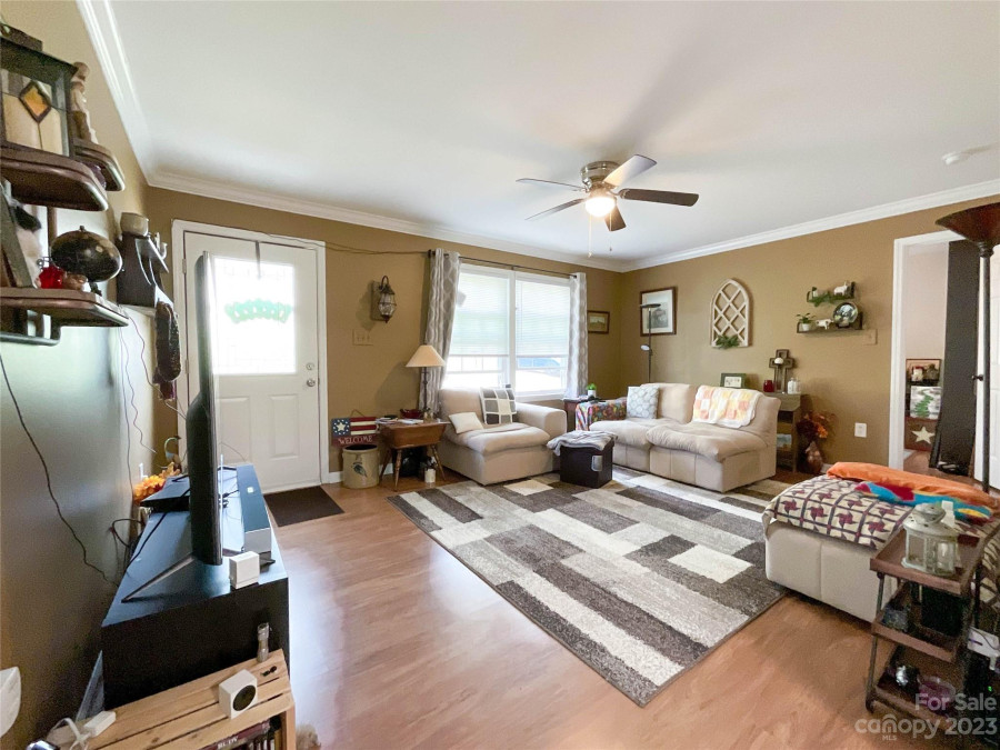 7105 Idlewild Brook Ln, Charlotte, NC 28212 MLS 4018297