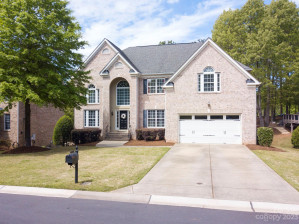 16525 Turtle Point Rd Charlotte, NC 28278