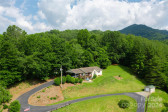 543 Hardscrabble Rd Burnsville, NC 28714