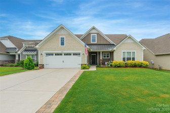 1232 Dali Blvd Mount Holly, NC 28120