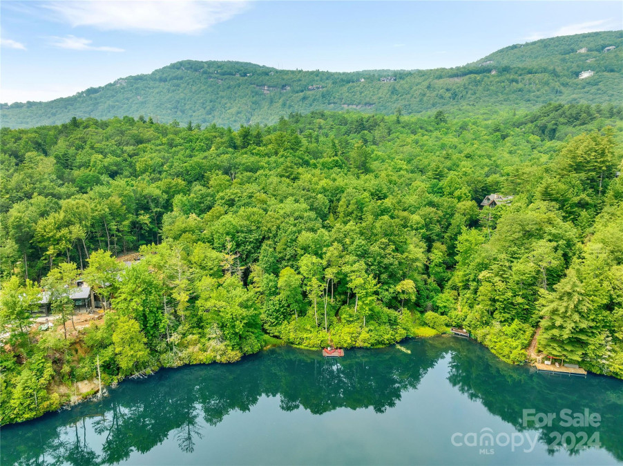 95 Cardinal Tc Lake Toxaway, NC 28747