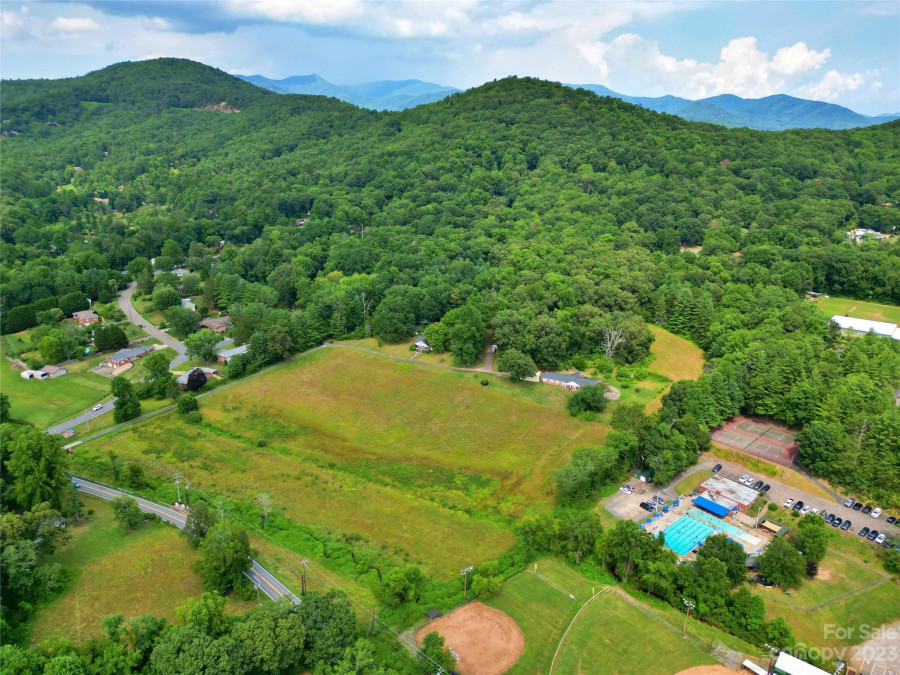 767 New Haw Creek Rd Asheville, NC 28805