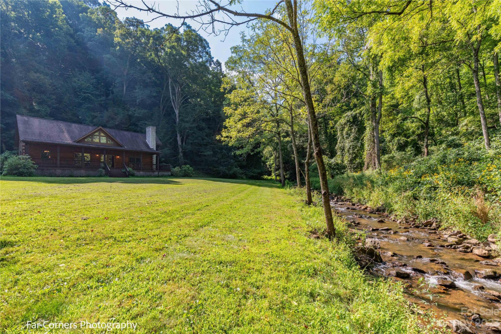 228 Chestnut Mountain Rd Canton, NC 28716