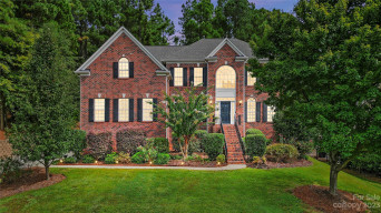 208 Silvercliff Dr Mount Holly, NC 28120