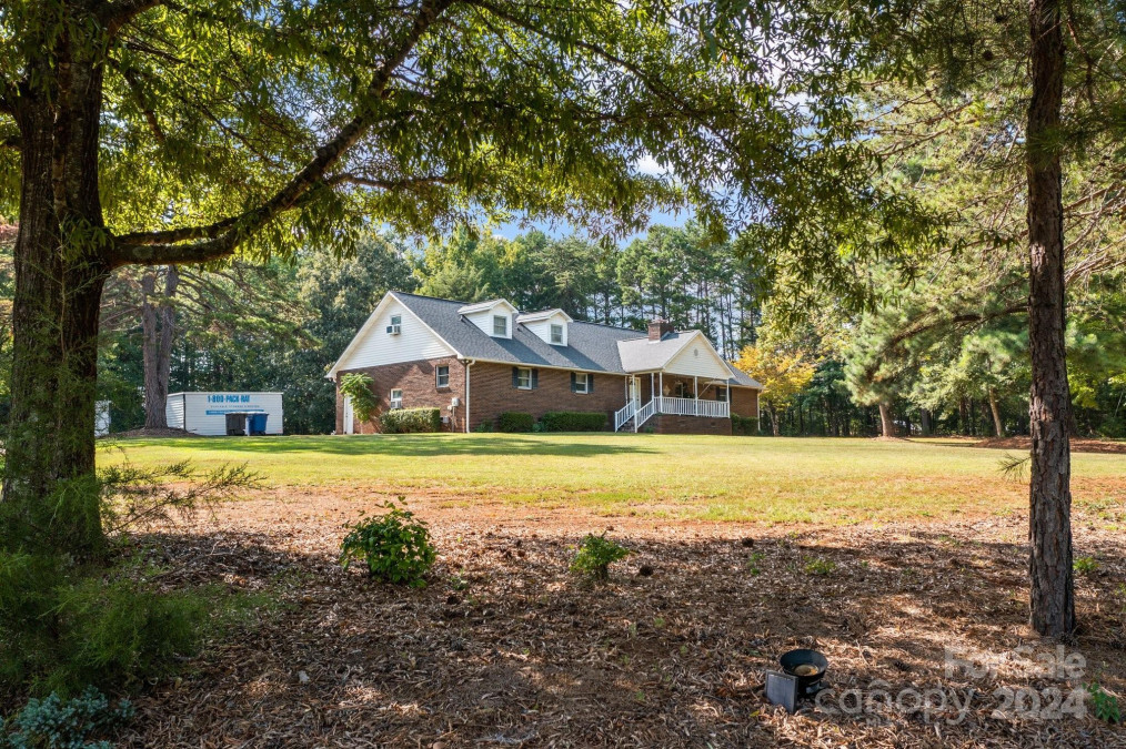 1672 Shearers Rd Davidson, NC 28036