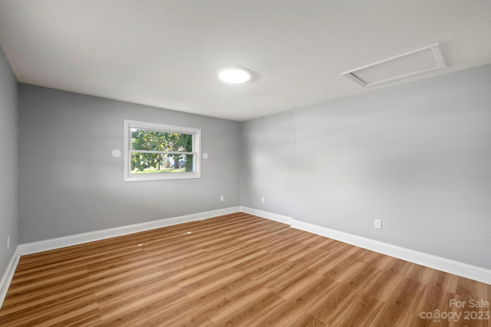 335 Onteora Blvd, Asheville, NC 28803 MLS 4069090