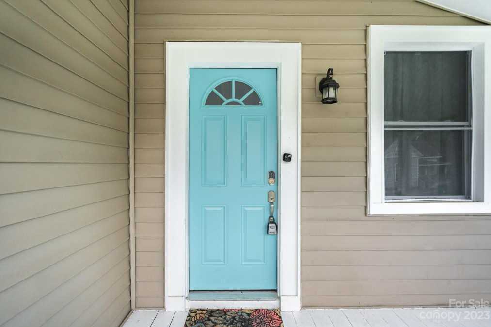 300 Goff St Charlotte, NC 28208