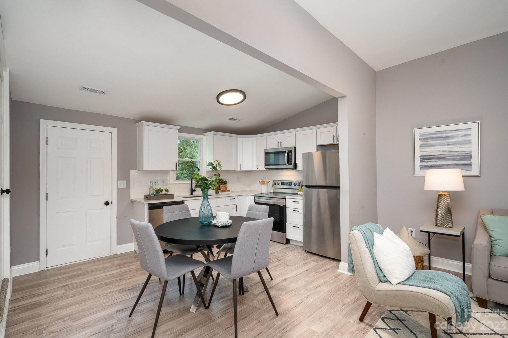 300 Goff St Charlotte, NC 28208