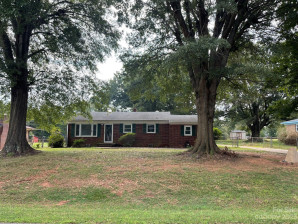 308 Ridge Dr Mount Holly, NC 28120