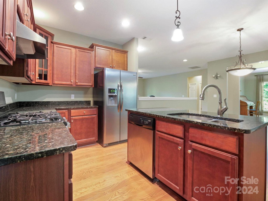 26 Foothills Rd Asheville, NC 28804