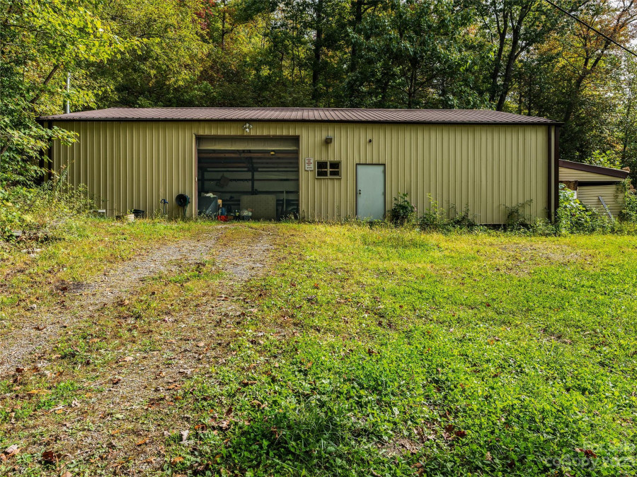 18330 Great Smoky Mountain Expressway Waynesville, NC 28786