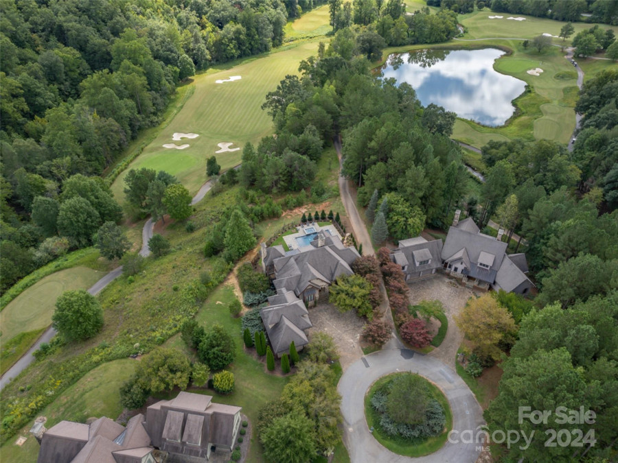 597 Chestertown Dr Mill Spring, NC 28756