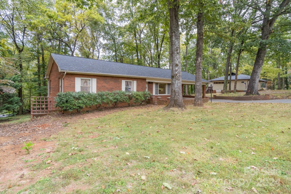 305 Heritage Cir Statesville, NC 28625