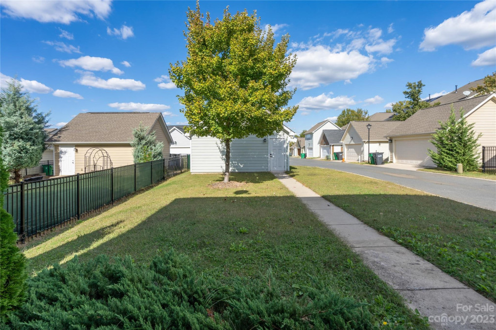 3918 Willow Green Pl Charlotte, NC 28206